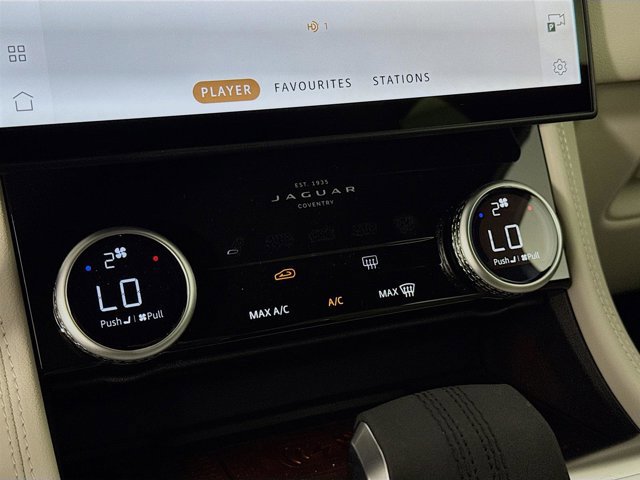 New 2026 Jaguar F-PACE R-Dynamic S image 18