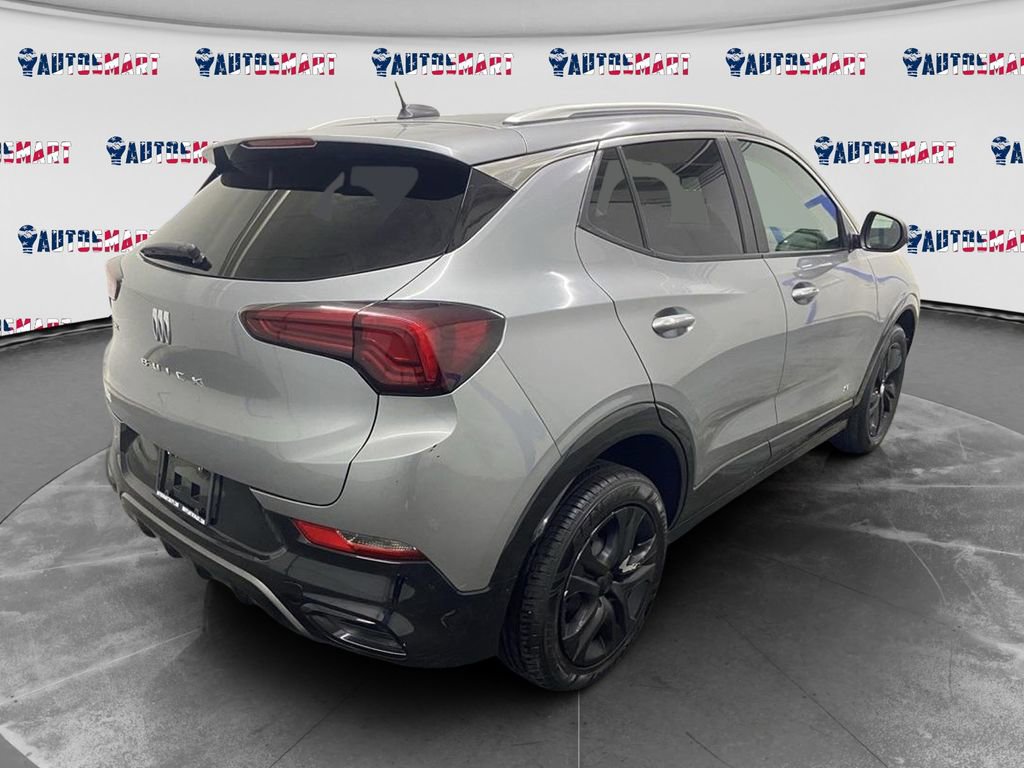 Used 2025 Buick Encore GX Sport Touring image 3