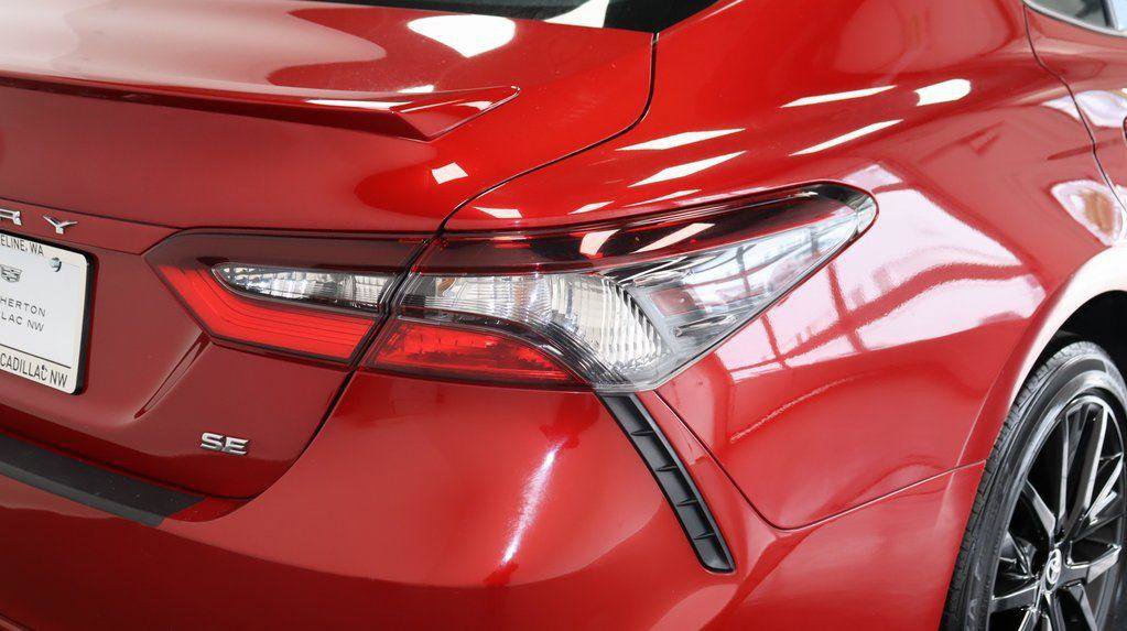 Used 2024 Toyota Camry SE w/ Cold Weather Package FWD image 13
