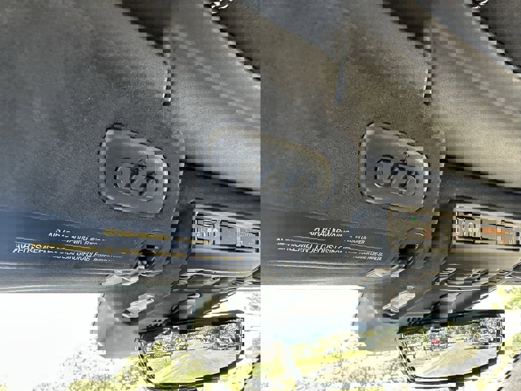 New 2026 Chevrolet Corvette Stingray Premium Cpe w/ Stealth Interior Trim Package image 39