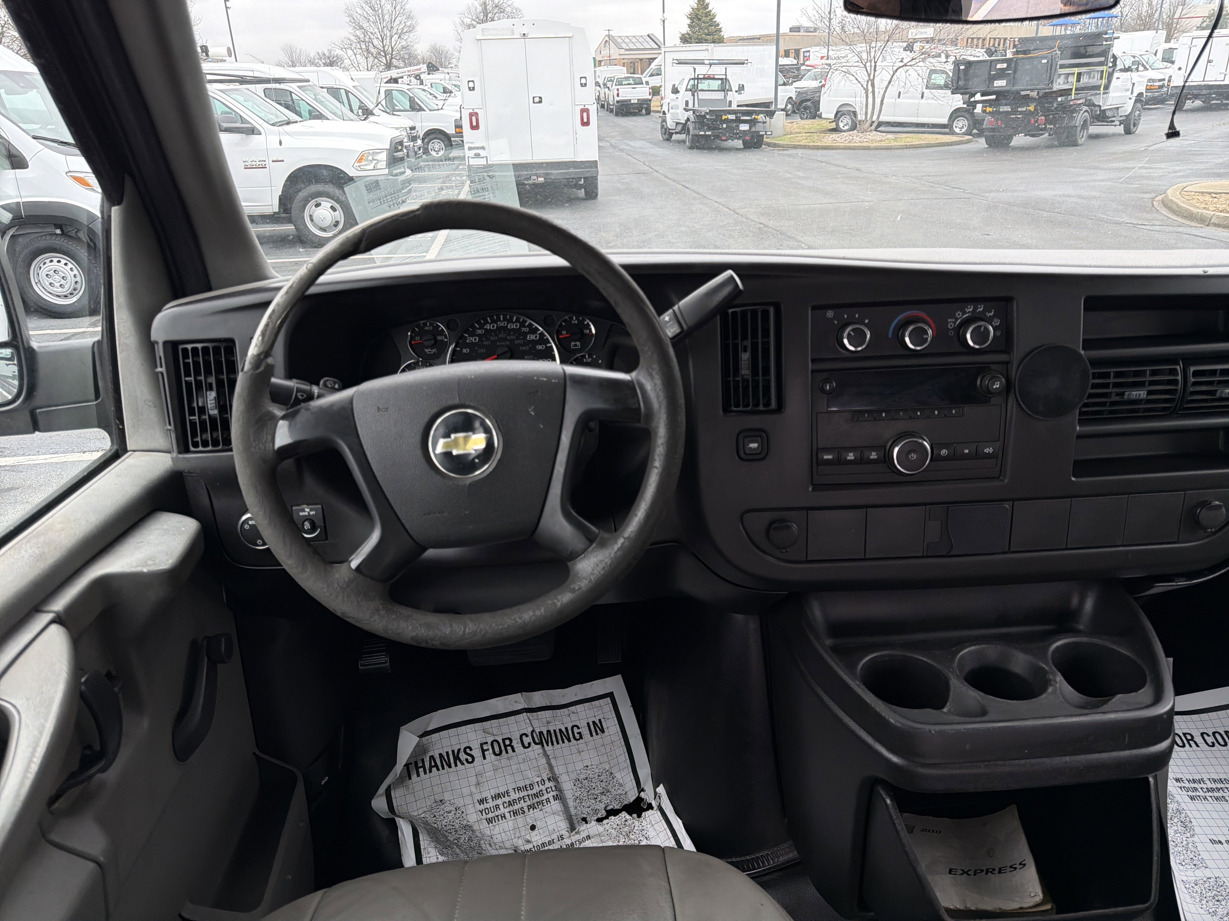 Used 2010 Chevrolet Express 2500 image 21