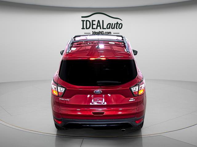 Used 2018 Ford Escape SE w/ SE Sport Appearance Package AWD/4WD image 3