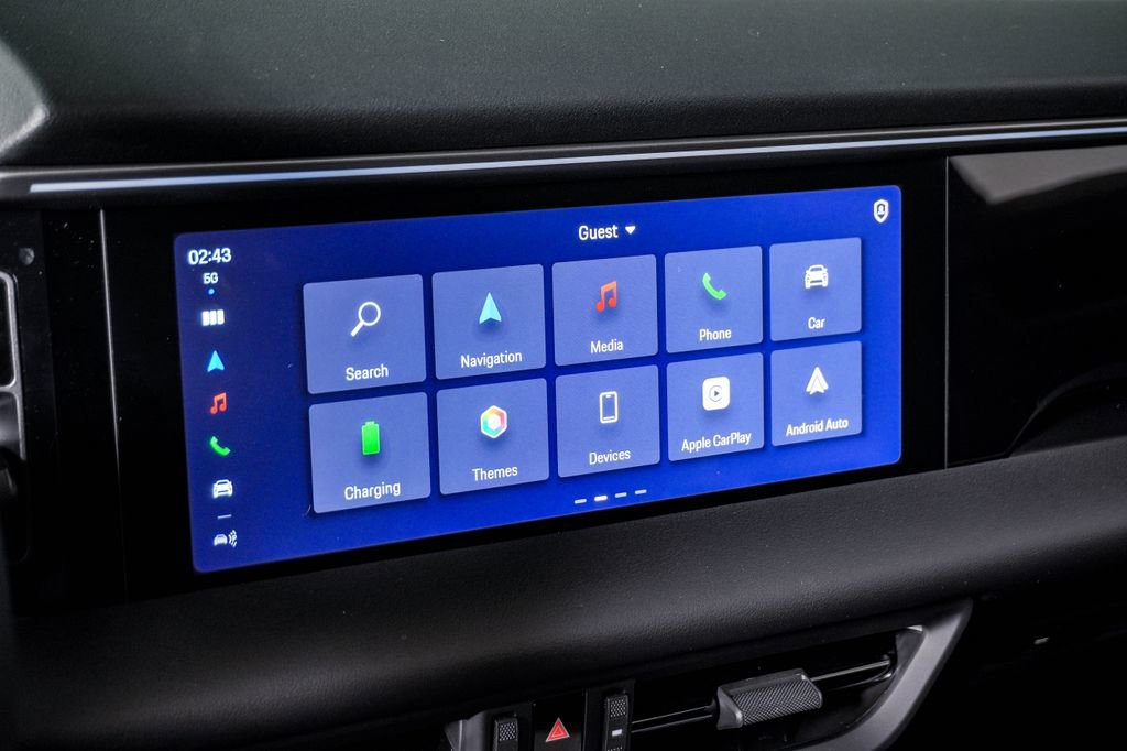 Certified 2025 Porsche Macan 4S Electric image 19