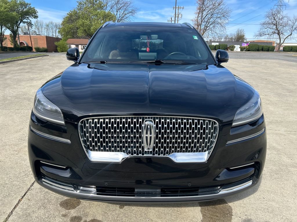 Certified 2023 Lincoln Aviator Reserve w/ Equipment Group 201A image 8
