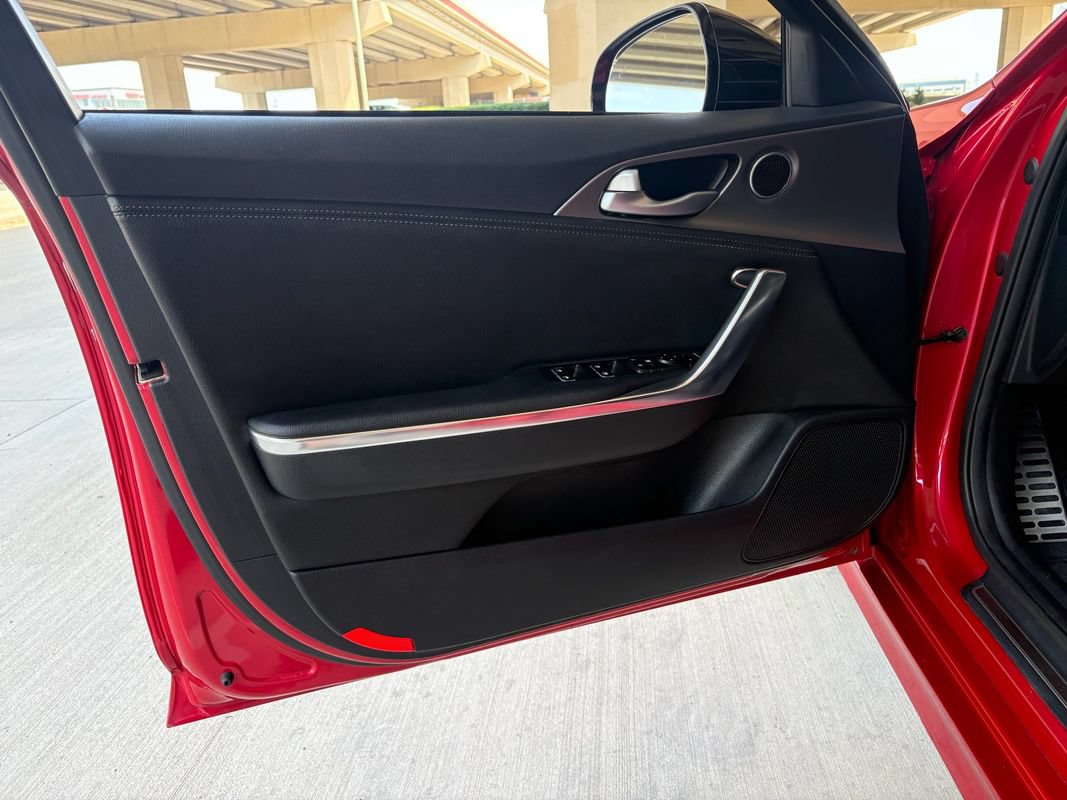 Used 2019 Kia Stinger GT RWD image 26
