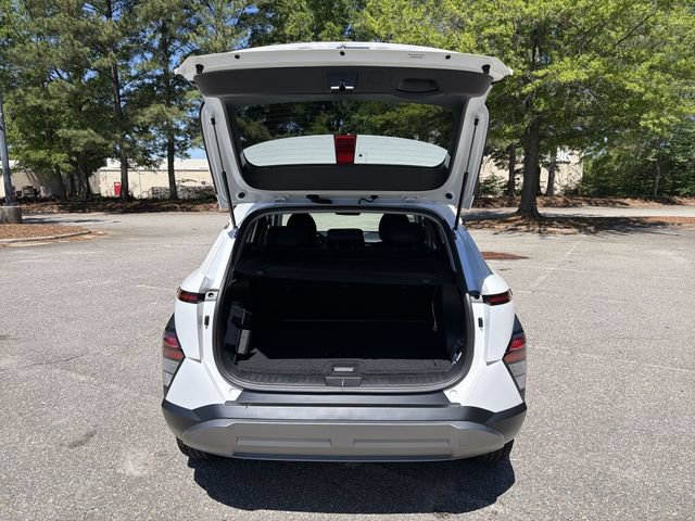 Used 2026 Hyundai Kona SEL Premium FWD image 26