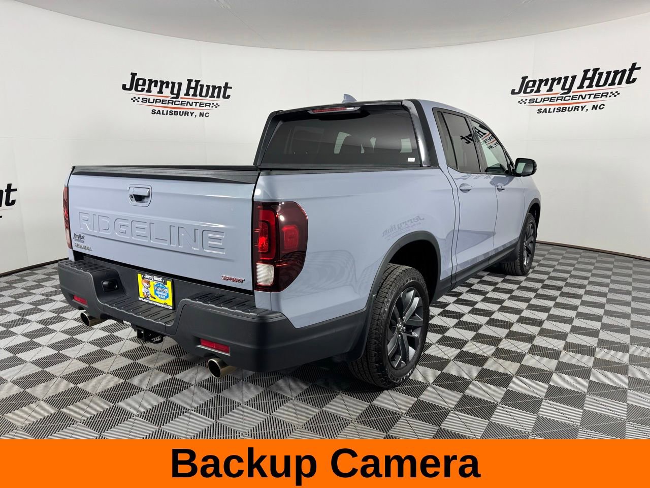 Used 2025 Honda Ridgeline Sport image 7