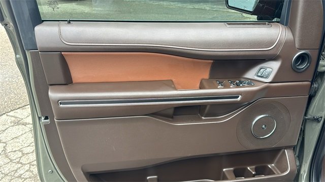 Certified 2024 Ford Expedition Max King Ranch image 10