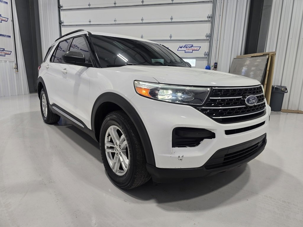 Used 2020 Ford Explorer XLT w/ Comfort Package image 9
