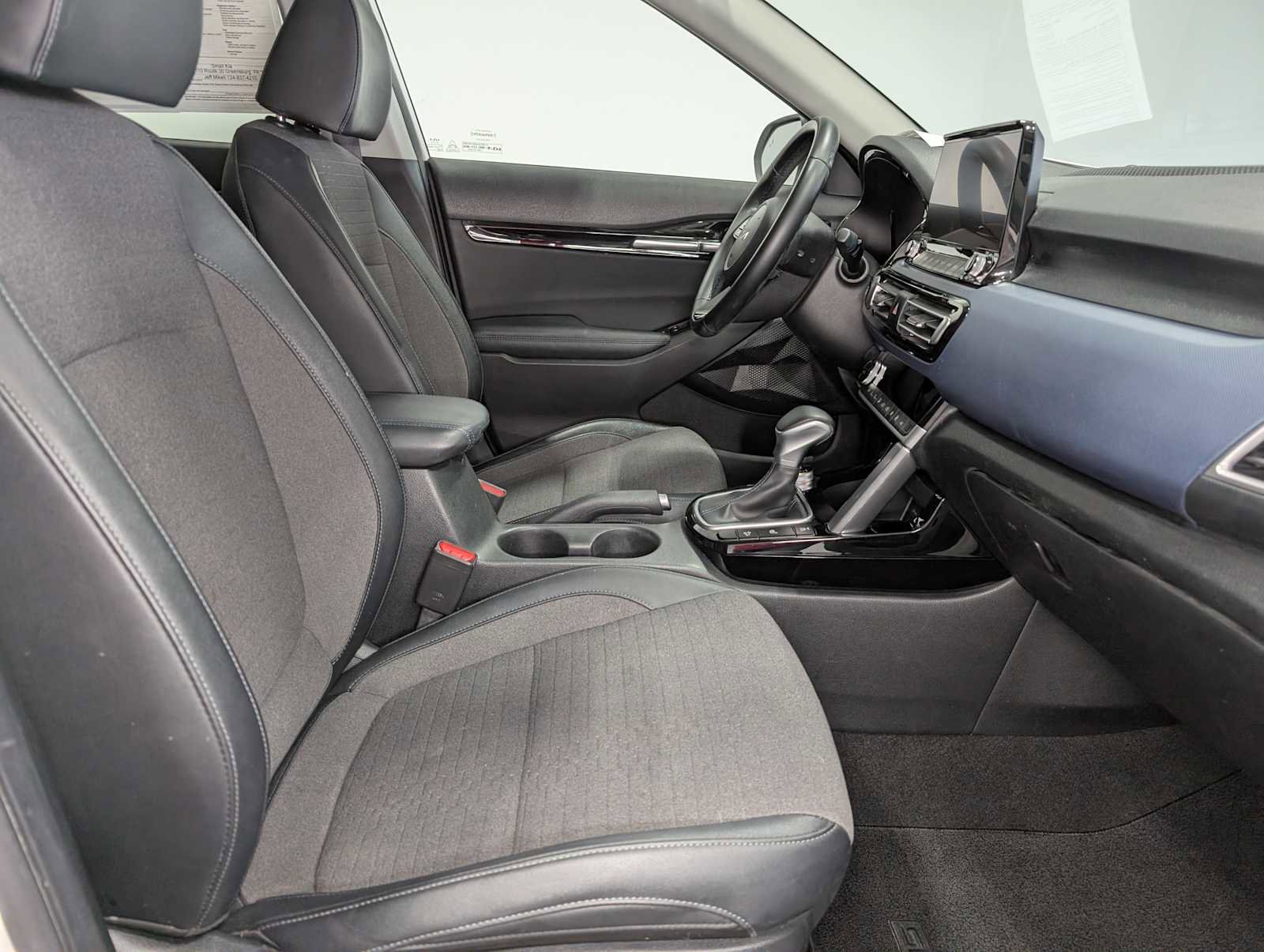 Certified 2022 Kia Seltos Nightfall Edition AWD/4WD image 39