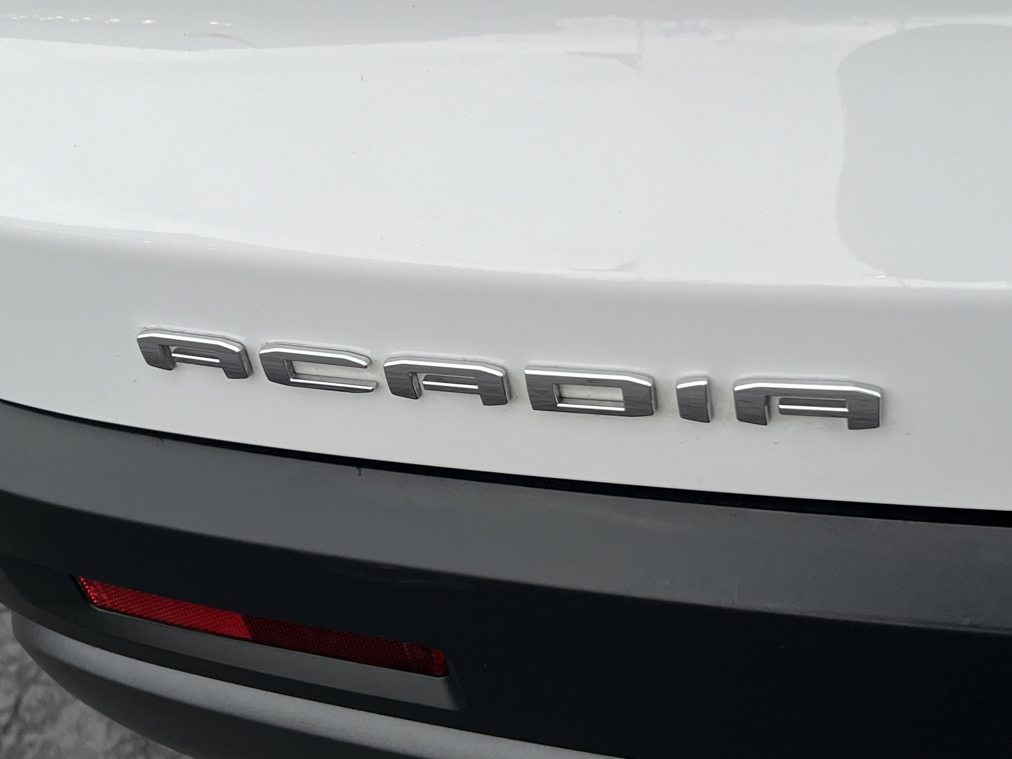 Used 2023 GMC Acadia AT4 w/ Trailering Package image 9