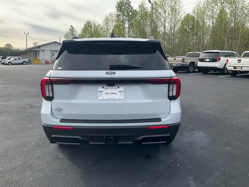 New 2026 Ford Explorer ST-Line image 6