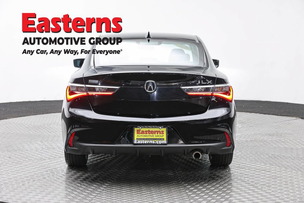 Used 2019 Acura ILX FWD image 5