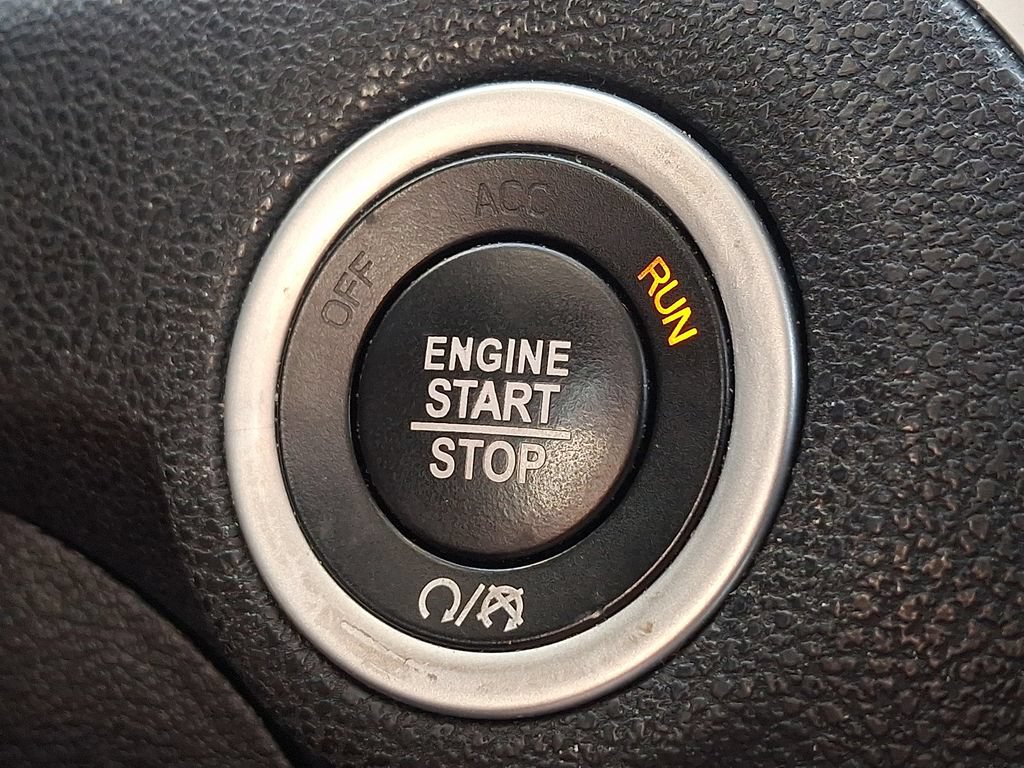 Used 2021 Chrysler 300 Touring w/ Driver Convenience Group RWD image 21
