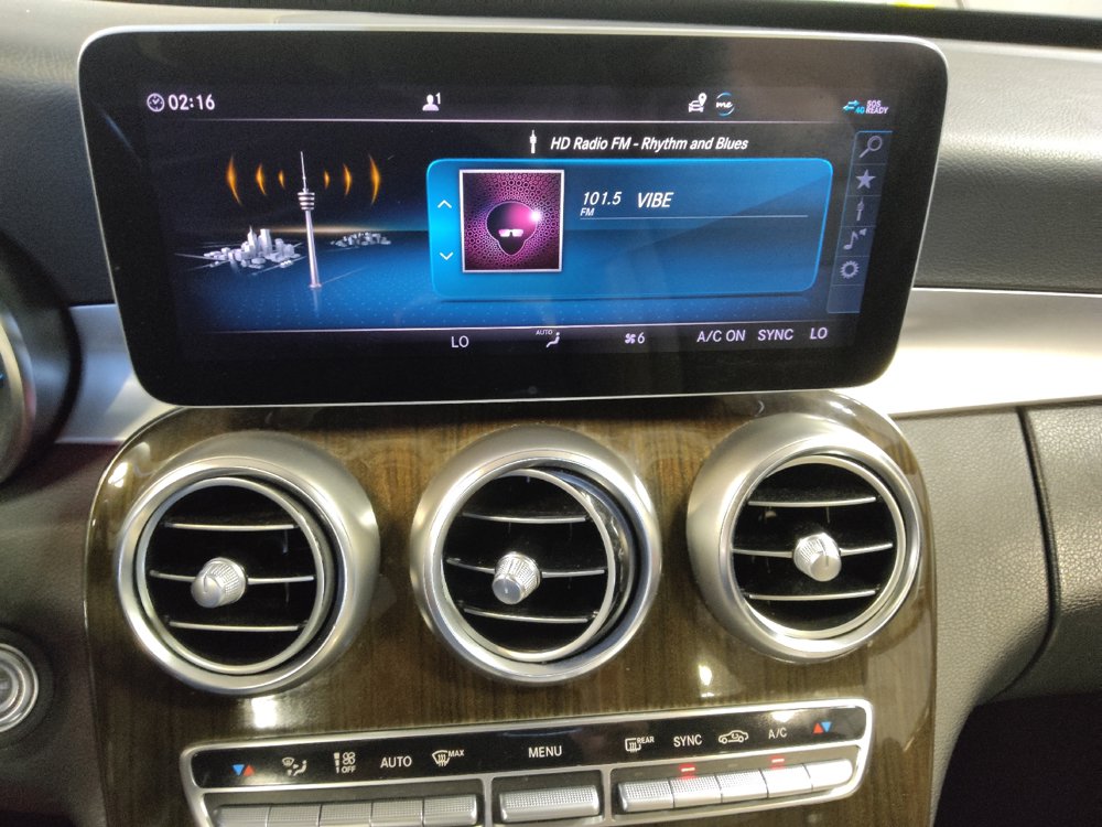 Used 2020 Mercedes-Benz C 300 Sedan image 25
