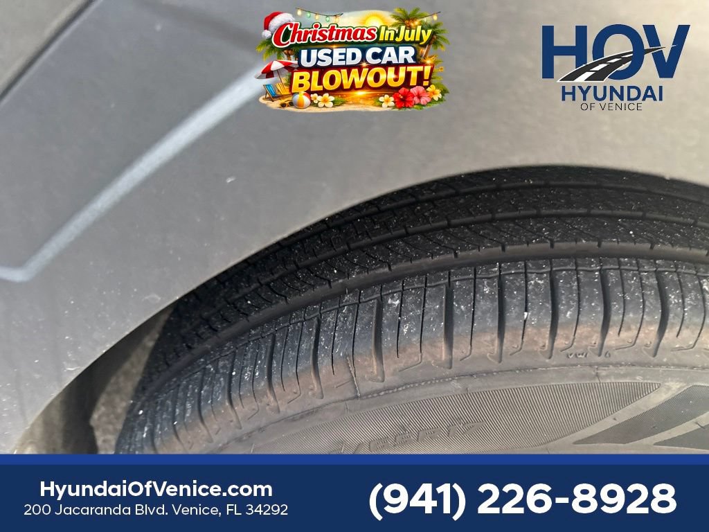 Certified 2022 Hyundai Tucson SEL FWD image 8