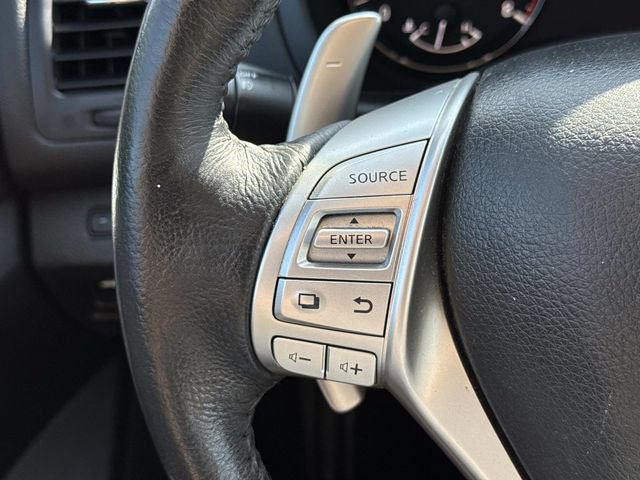 Used 2016 Nissan Altima 3.5 SL w/ 3.5 Technology Package FWD image 25
