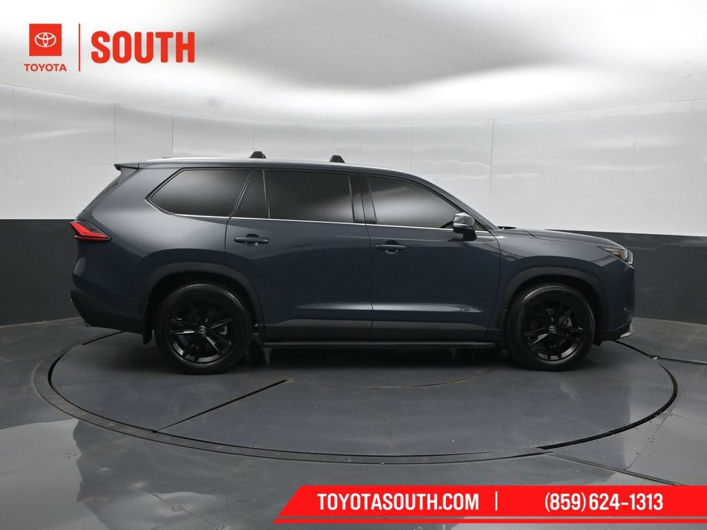Used 2024 Toyota Grand Highlander AWD Hybrid image 3