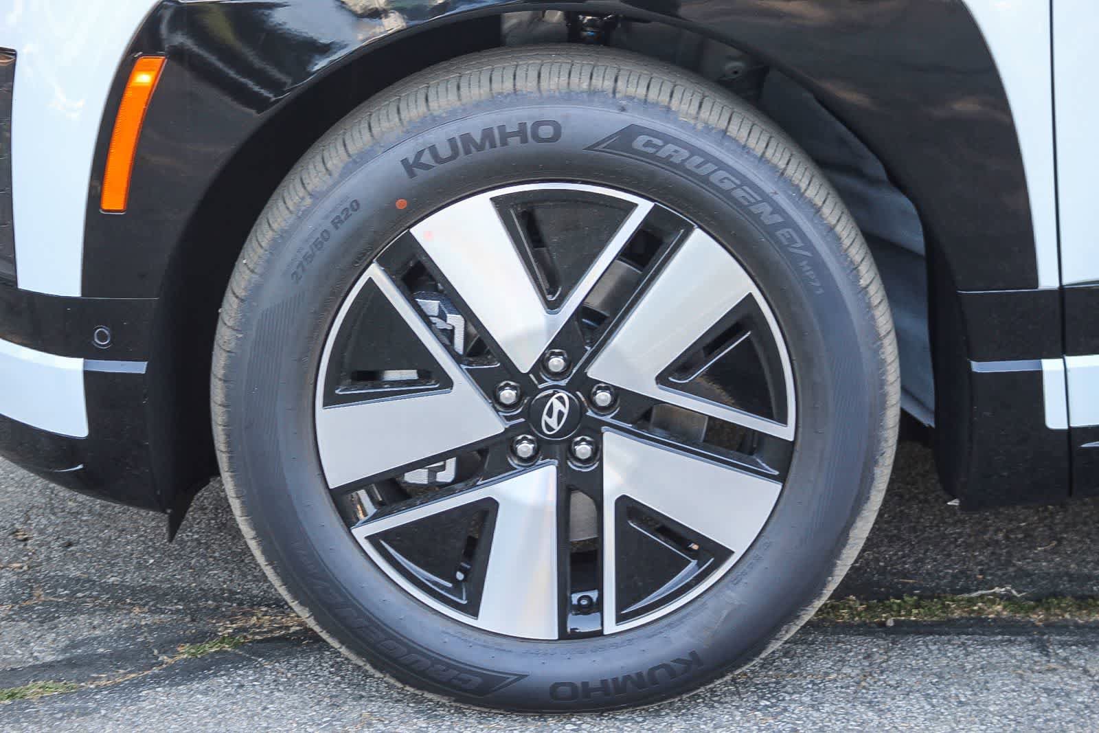 New 2026 Hyundai Ioniq 9 SEL image 9