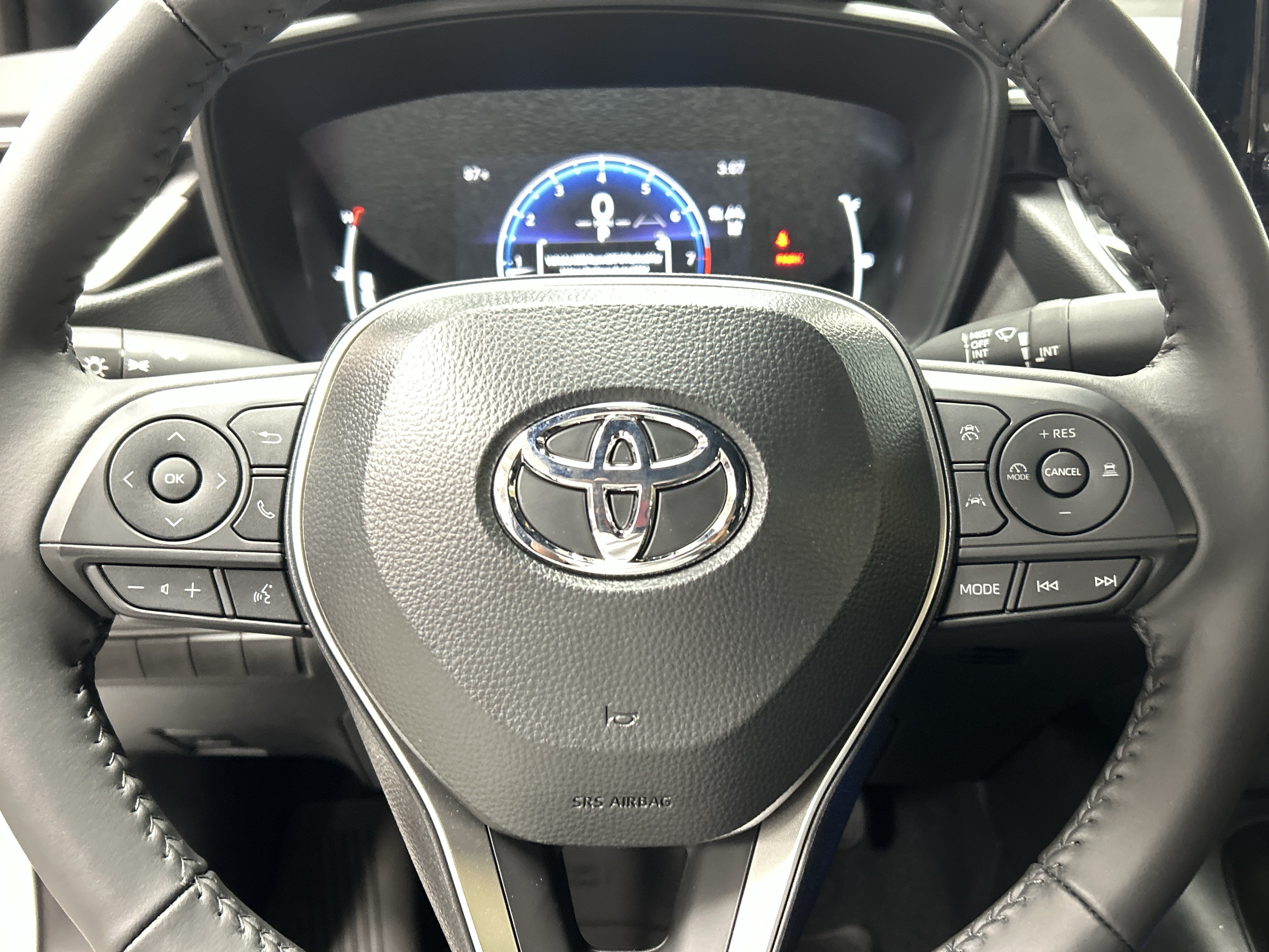 Used 2026 Toyota Corolla SE FWD image 18