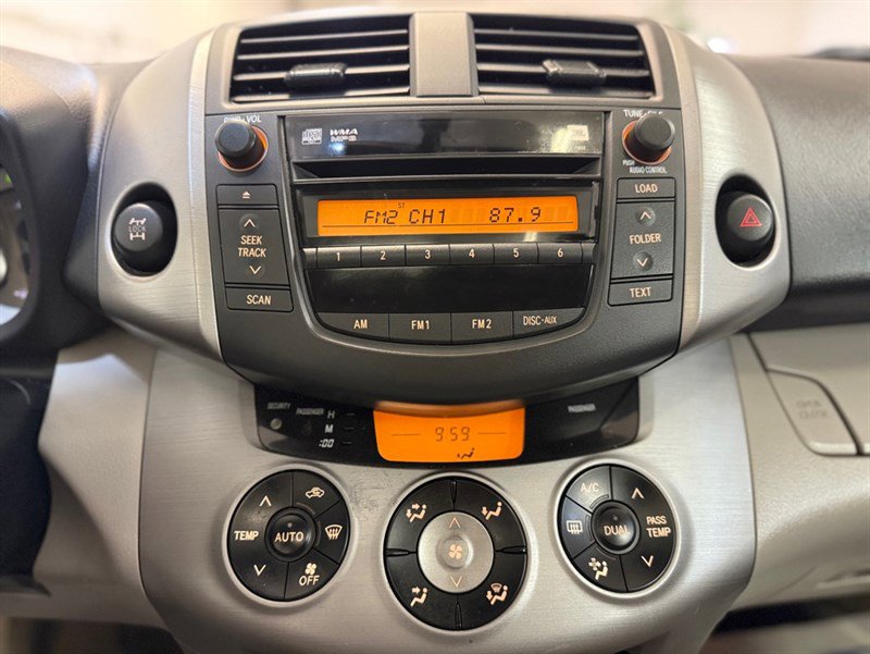 Used 2007 Toyota RAV4 Limited AWD/4WD image 18