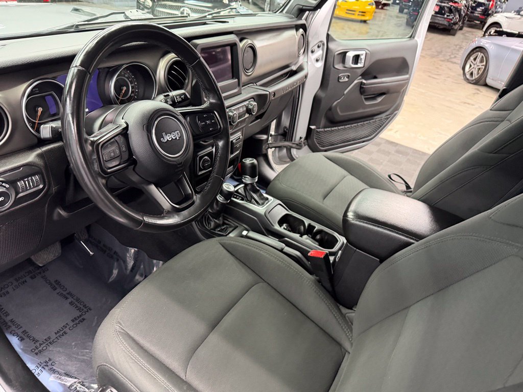 Used 2019 Jeep Wrangler Unlimited Sport S AWD/4WD image 32