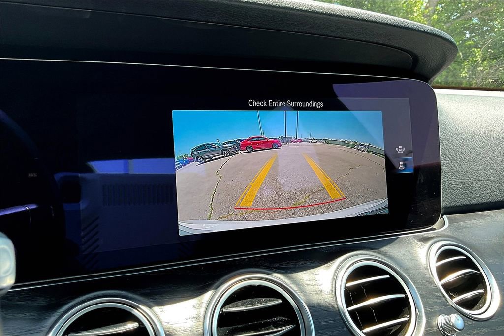 Used 2022 Mercedes-Benz E 350 Sedan image 31