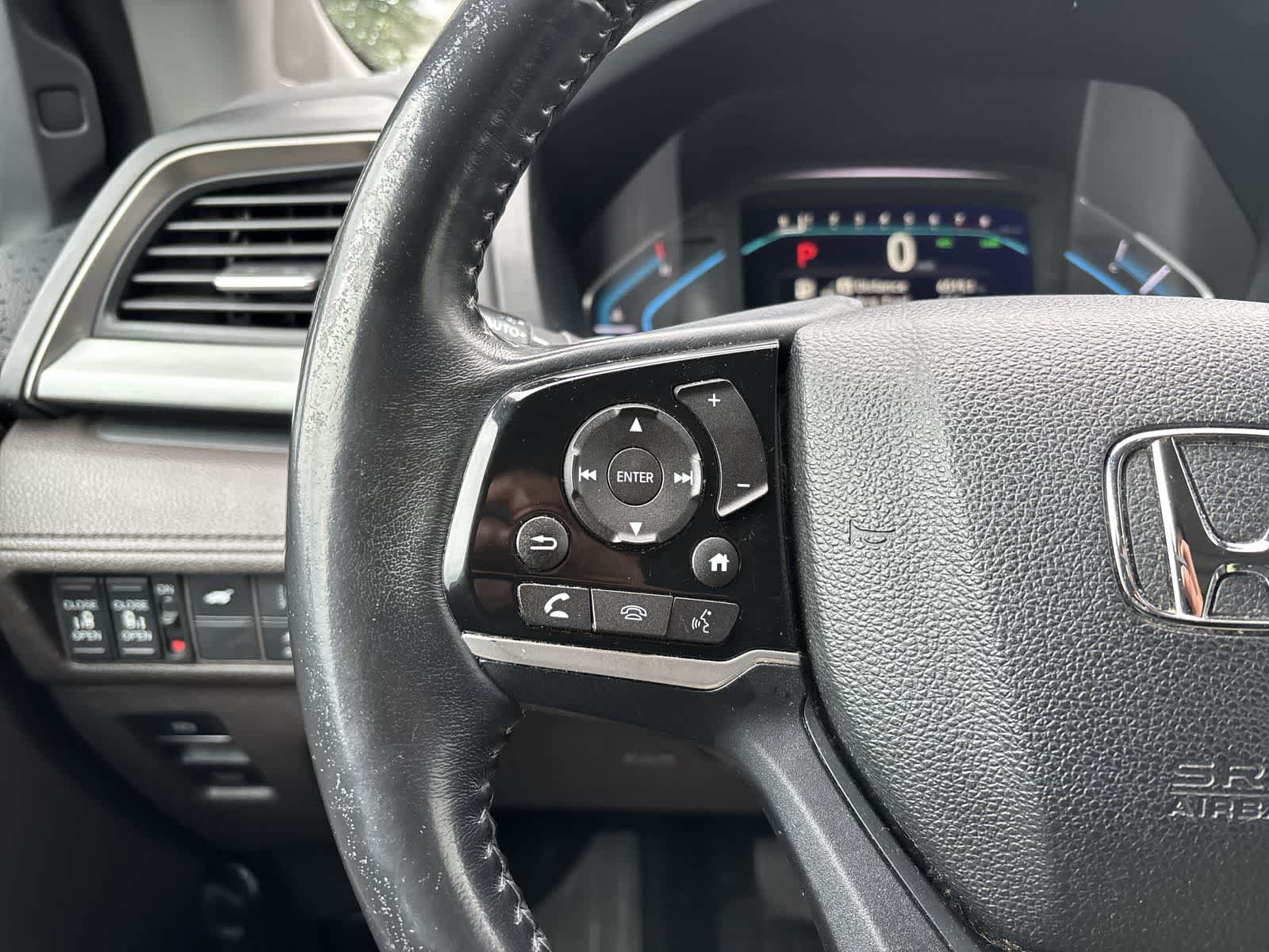 Used 2018 Honda Odyssey Touring image 10