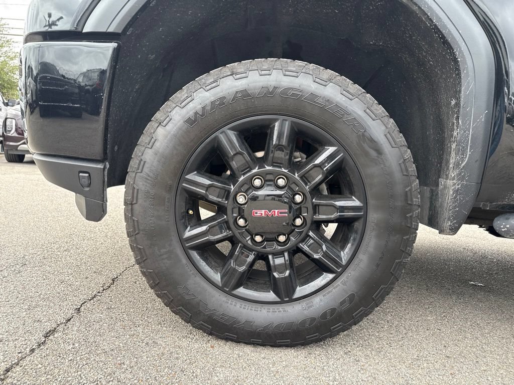 Used 2022 GMC Sierra 2500 AT4 w/ Gooseneck/5TH Wheel Package AWD/4WD image 12