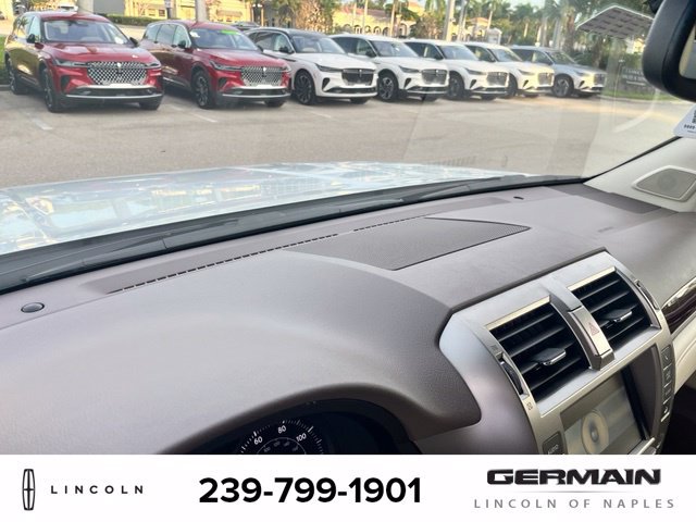 Used 2018 Lexus GX 460 Luxury w/ Preferred Accessory Package AWD/4WD image 10