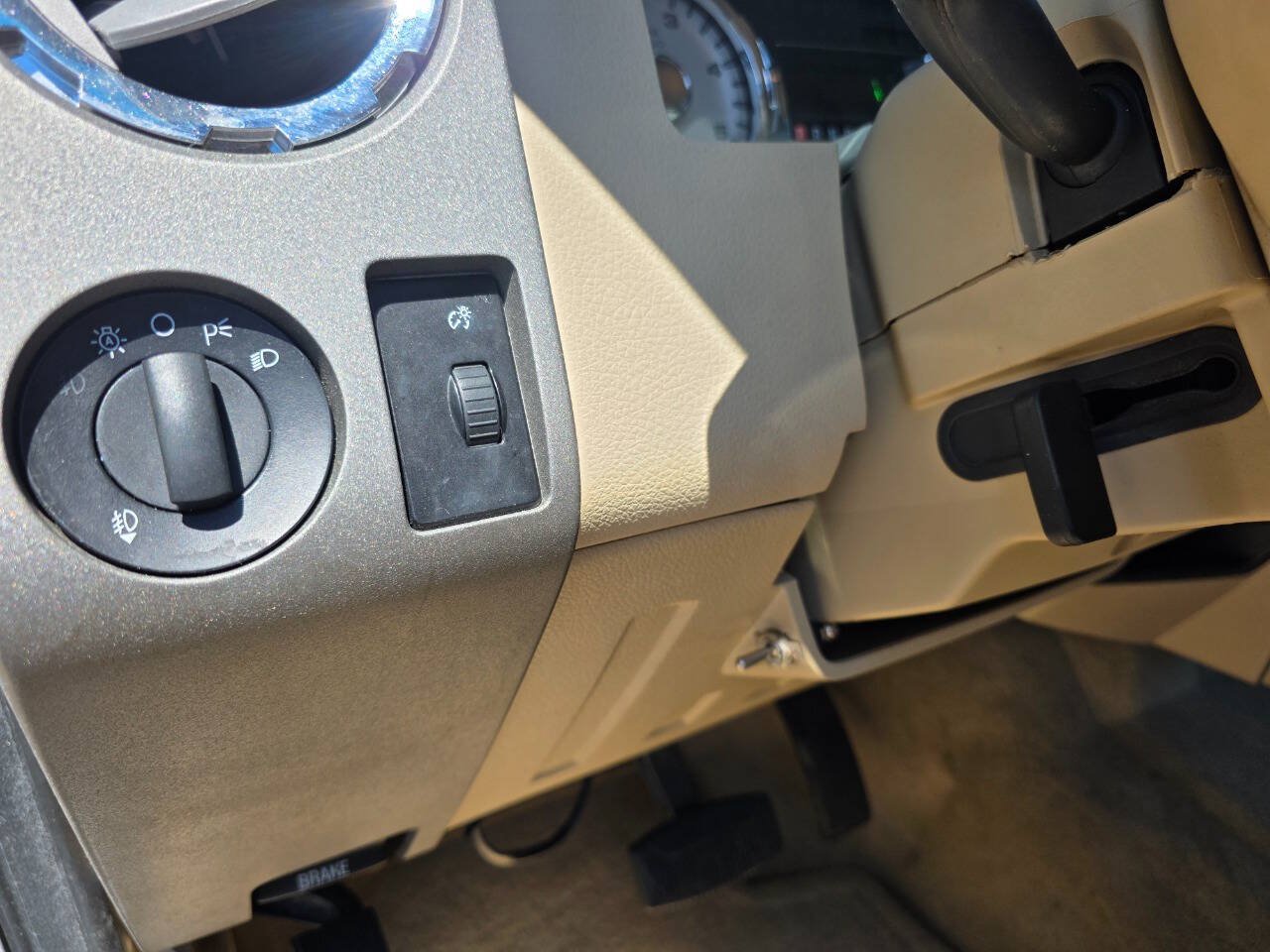 Used 2009 Ford F350 Lariat AWD/4WD image 19