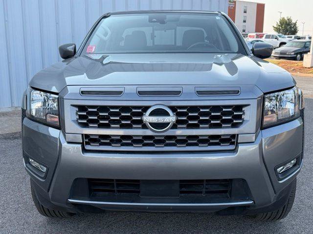 Used 2025 Nissan Frontier SV w/ SV Convenience Package RWD image 15