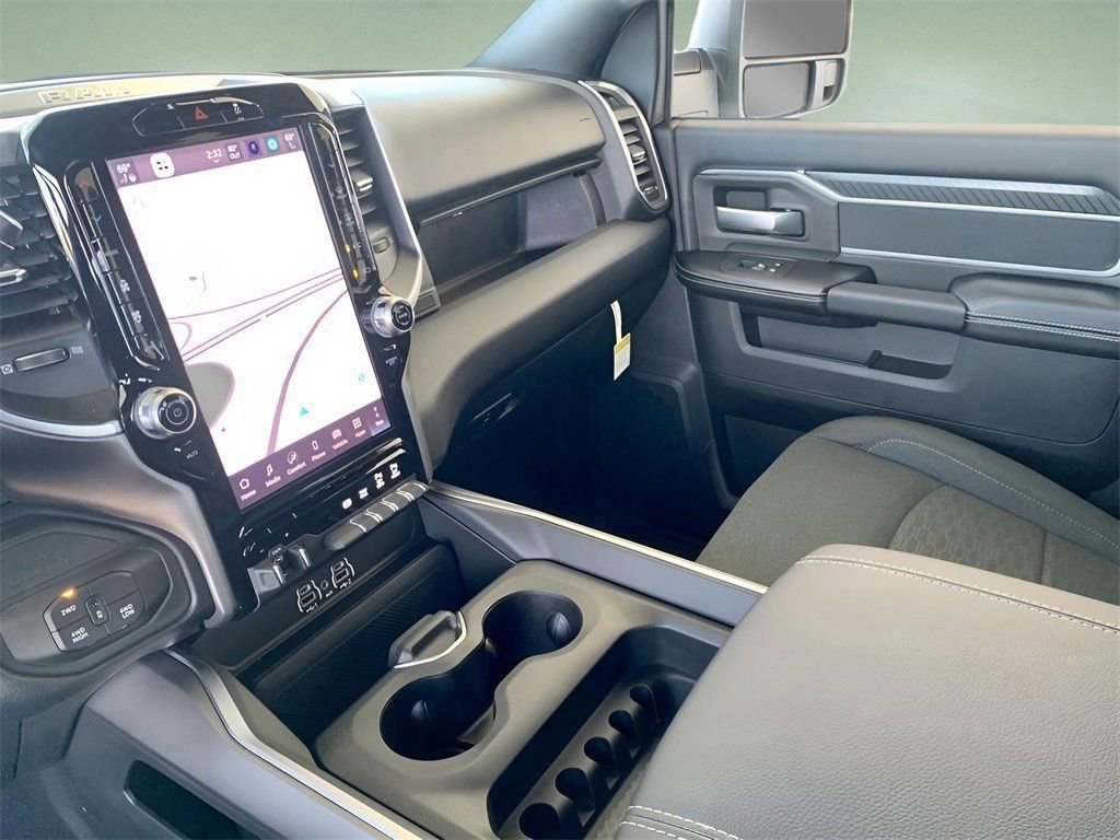 New 2026 RAM 2500 Big Horn AWD/4WD image 42