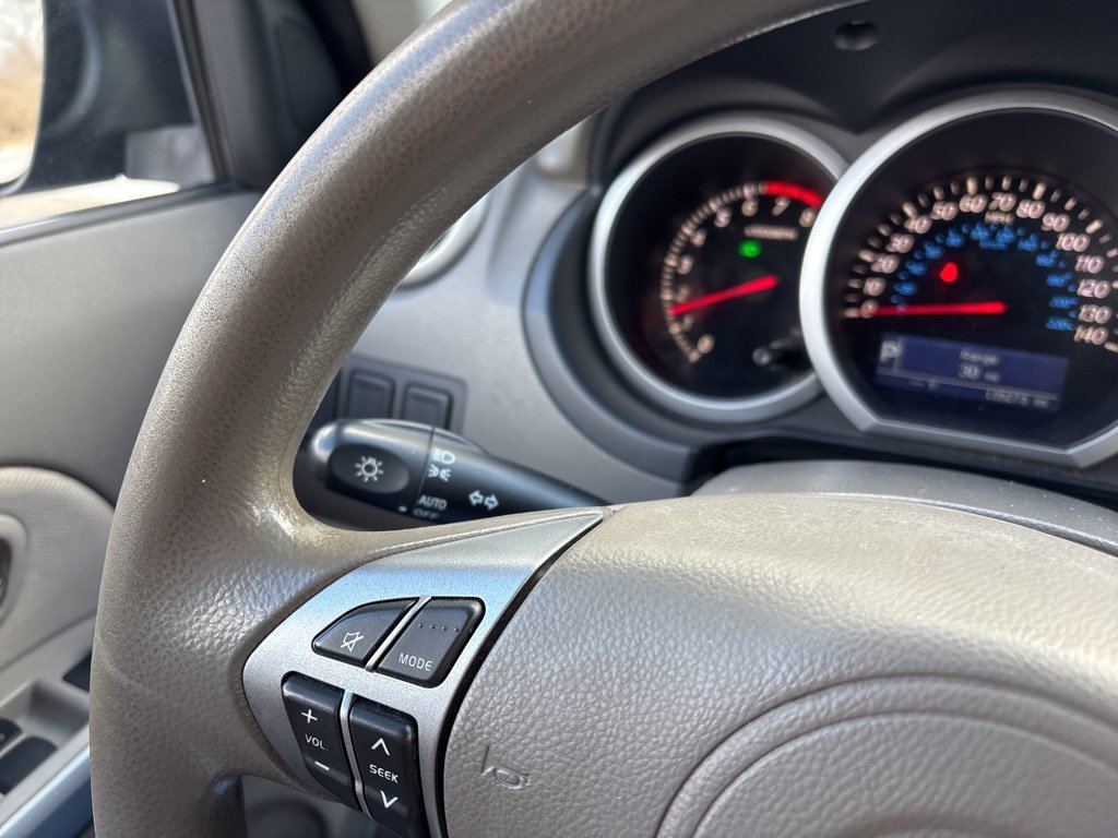 Used 2011 Suzuki Grand Vitara Premium image 24