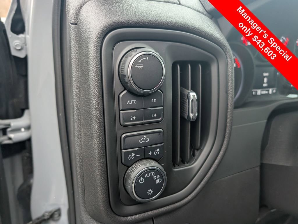 Used 2024 Chevrolet Silverado 1500 Custom Trail Boss w/ LPO, Dark Essentials Package image 19