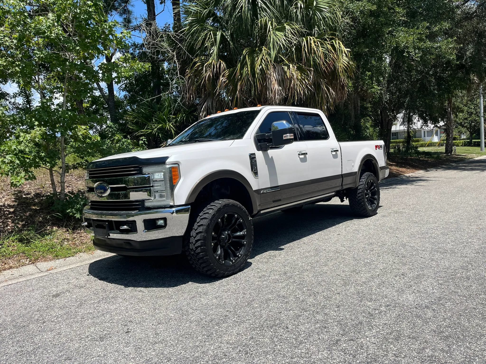 Used 2017 Ford F250 King Ranch w/ King Ranch Ultimate Package AWD/4WD image 9