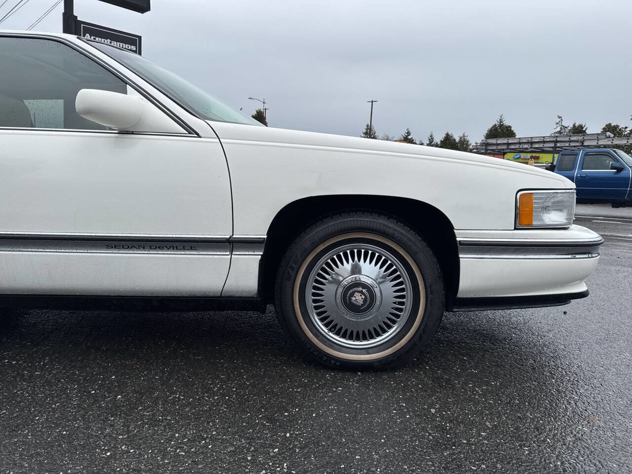 Used 1995 Cadillac De Ville Sedan image 7