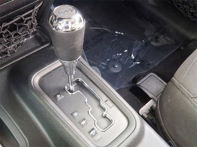 Used 2018 Jeep Wrangler Sport image 14