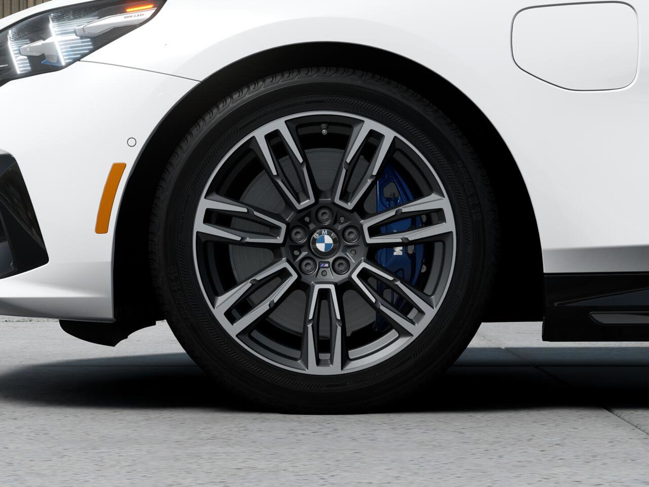 New 2027 BMW 550e xDrive image 7