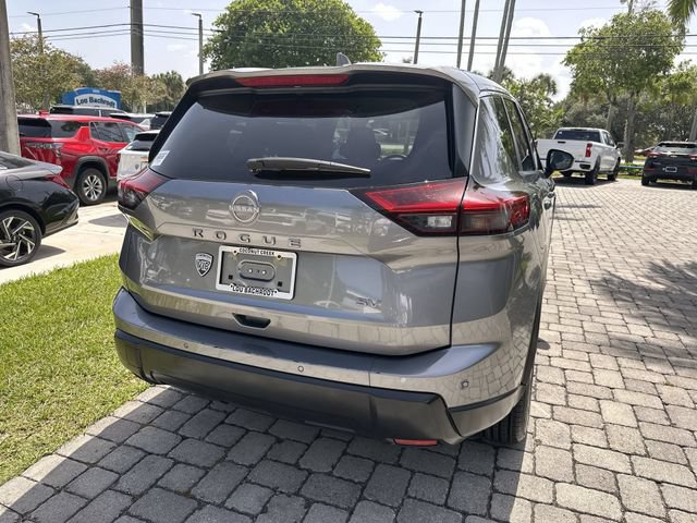 Used 2024 Nissan Rogue SV FWD image 35