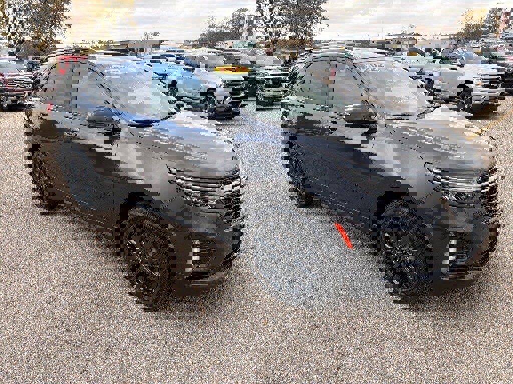 Used 2022 Chevrolet Equinox RS w/ RS Leather Package