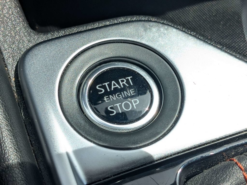 Used 2021 Nissan Sentra SR FWD image 27