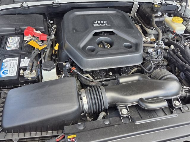 Used 2021 Jeep Wrangler Unlimited Sport AWD/4WD image 12