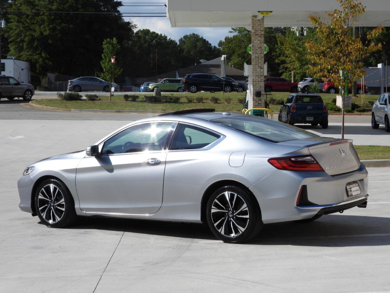 Used 2016 Honda Accord EX-L image 30