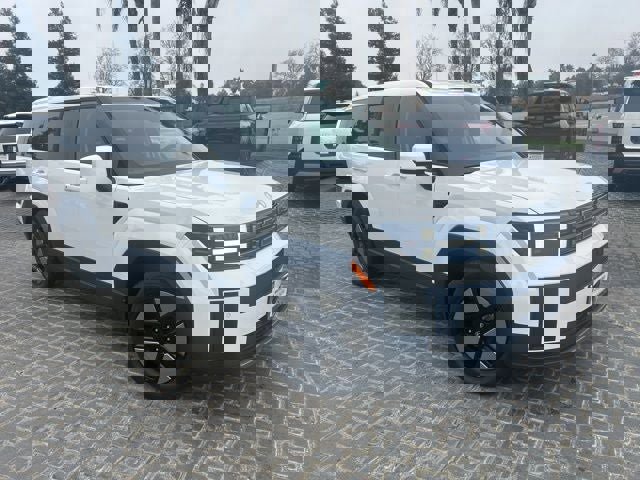 New 2026 Hyundai Santa Fe SE