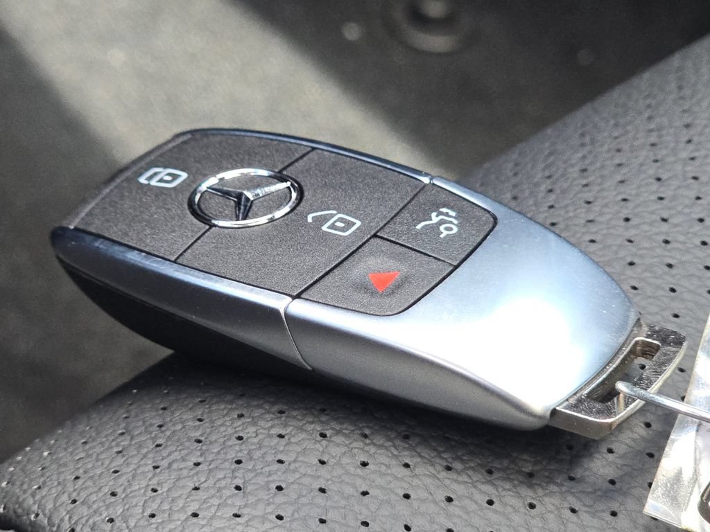 New 2026 Mercedes-Benz GLE 350 4MATIC image 38
