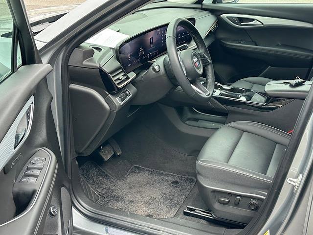 Used 2025 Buick Envision Avenir image 19