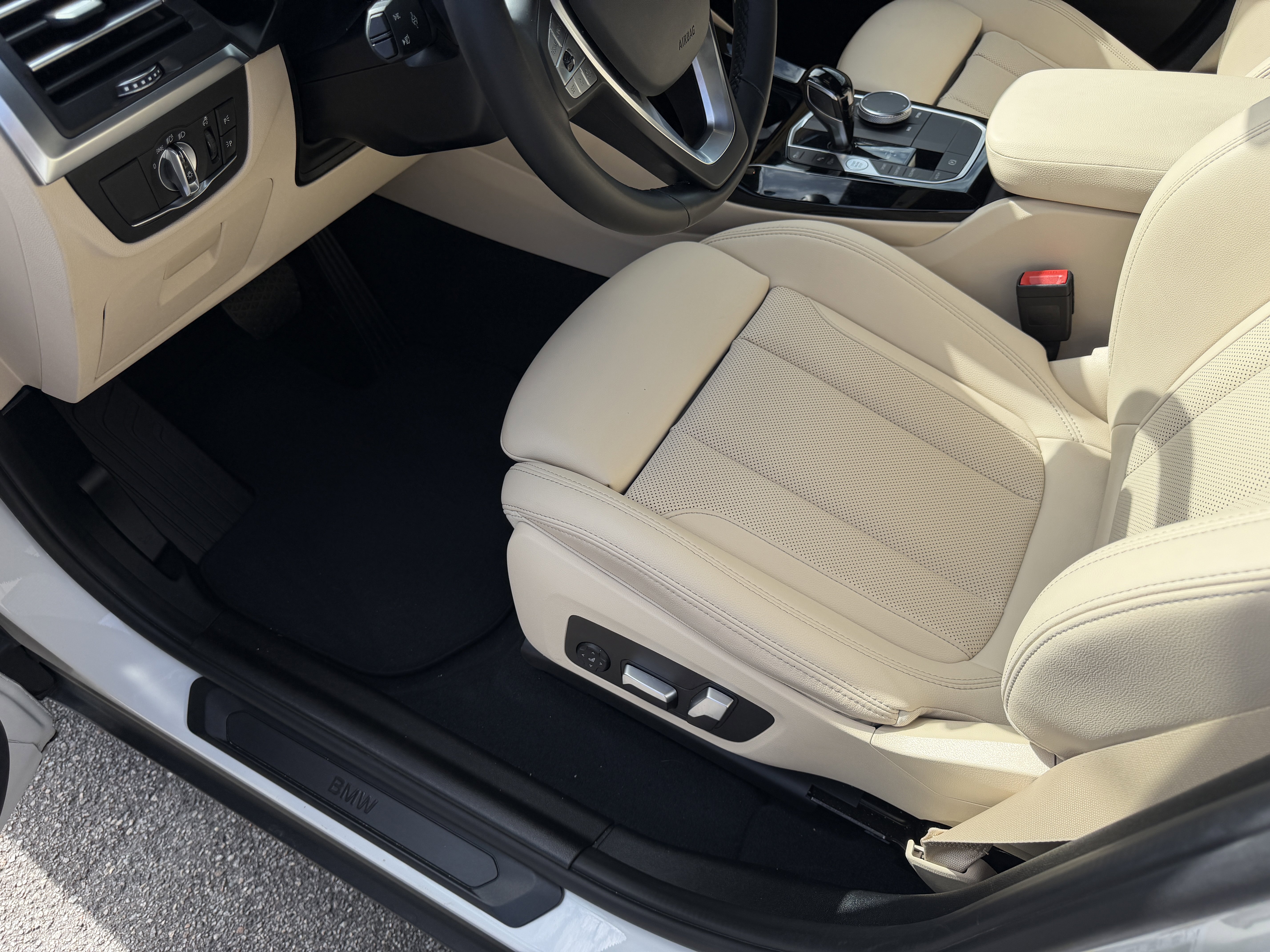 Used 2022 BMW X3 sDrive30i w/ Convenience Package image 7