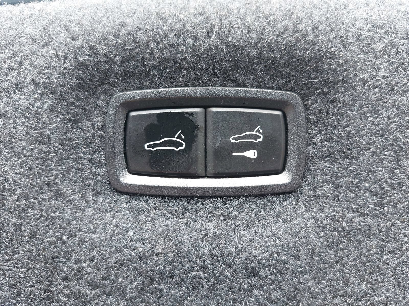 Certified 2023 Audi e-tron GT Premium Plus AWD/4WD image 13