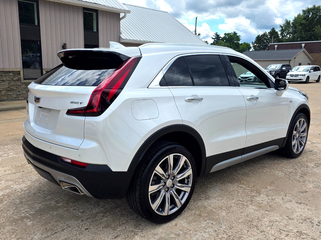 Used 2022 Cadillac XT4 Premium Luxury image 24